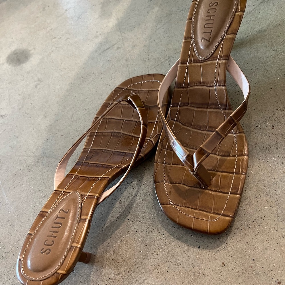 Schutz kitten heels size 7